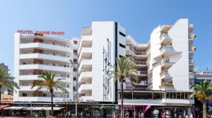 Obóz Młodzieżowy Hiszpania Lloret de Mar Hotel Xaine Park autokar 2021