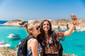 Obóz Rekreacyjny Malta Gzira Samolot Warszawa 2023